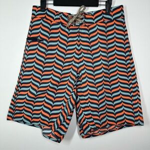 Patagonia Men's Wavefarer‎ Boardshorts Size 30